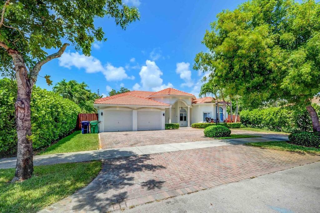 Miami 5Br Villa W Heated Pool, Games & Bbq L01 Cutler Bay Luaran gambar